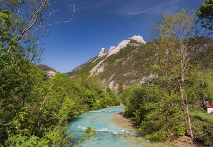 Scharnitz - Wanderung zur Adlerkanzel - Blick auf die Isar.jpg